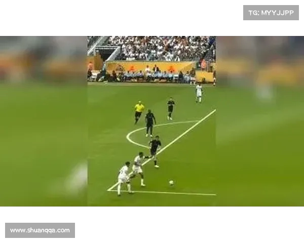 皇马完美配合，进攻防守均衡有力