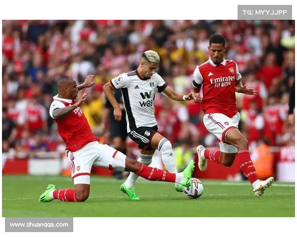 阿森纳与AC米兰的友谊赛:战术对决与新援亮相 阿森纳与AC米兰的友谊赛:战术对决与新援亮相